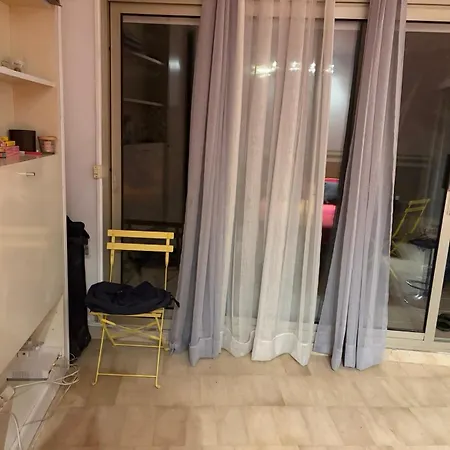 Apartamento Cozy Avec Grande Terrasse - Antibes